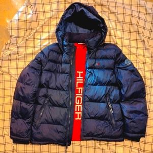 Men's Large  Navy Blue Hilfiger!